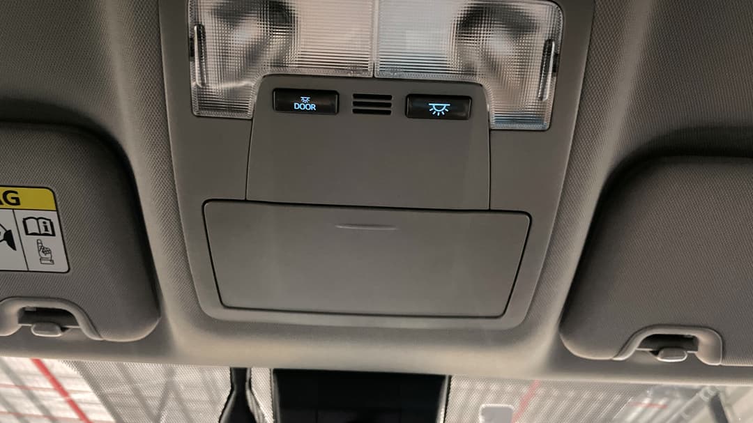 2019 Toyota Kluger Gxl Black Edition (2WD), Automatic, 75686 km, On-Roof Controls/Sunglass holder