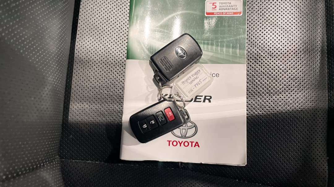 2019 Toyota Kluger Gxl Black Edition (2WD), Automatic, 75686 km, Key Close-up