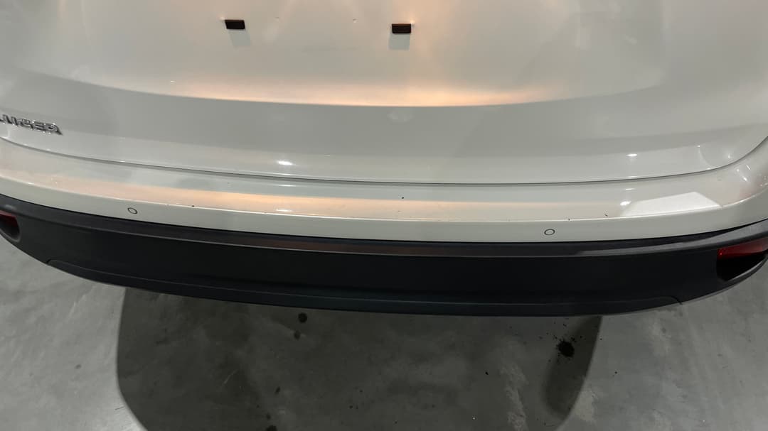 2019 Toyota Kluger Gxl Black Edition (2WD), Automatic, 75686 km, Bumper Rear Chip