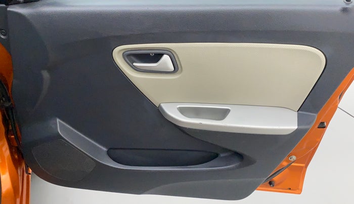 2015 Maruti Alto K10 VXI P, Petrol, Manual, 42,201 km, Driver Side Door Panels Control