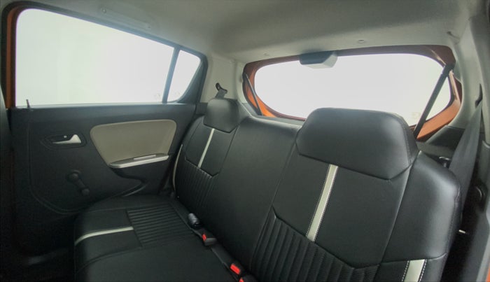 2015 Maruti Alto K10 VXI P, Petrol, Manual, 42,201 km, Right Side Rear Door Cabin