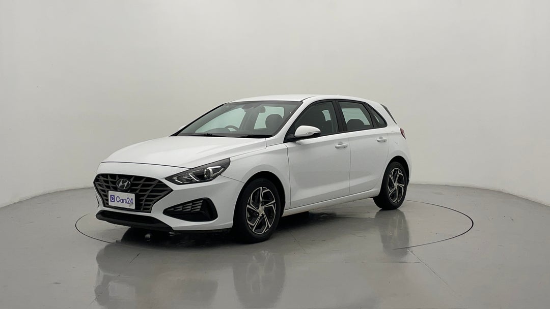 Left Front Diagonal (45- Degree) View