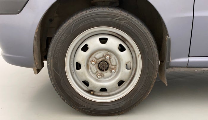 2011 Hyundai Santro Xing GL PLUS, Petrol, Manual, 49,805 km, Left Front Wheel