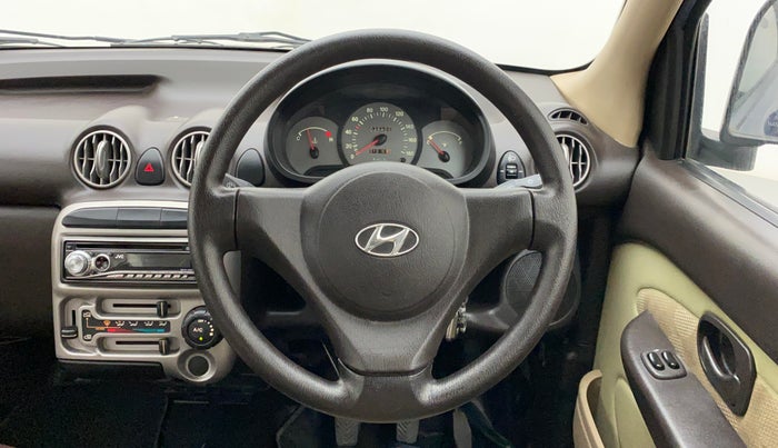2011 Hyundai Santro Xing GL PLUS, Petrol, Manual, 49,805 km, Steering Wheel Close Up