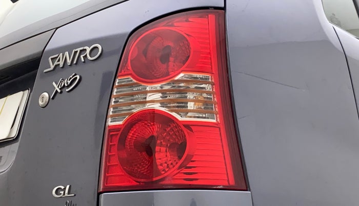 2011 Hyundai Santro Xing GL PLUS, Petrol, Manual, 49,805 km, Right tail light - Minor scratches