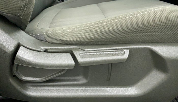 2019 Hyundai VENUE 1.0 TURBO GDI SX+ AT, Petrol, Automatic, 43,438 km, Driver Side Adjustment Panel
