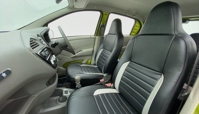 2016 Datsun Redi Go T (O), Petrol, Manual, 34,707 km, Right Side Front Door Cabin