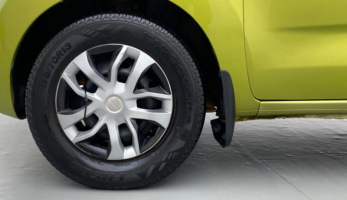 2016 Datsun Redi Go T (O), Petrol, Manual, 34,707 km, Left Front Wheel