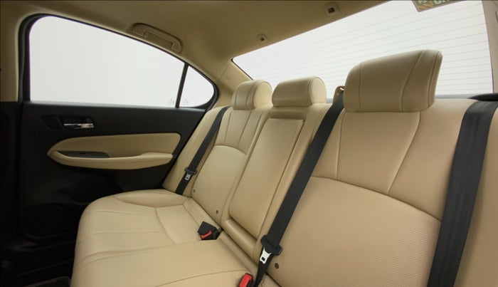 2021 Honda City 1.5L I-VTEC ZX CVT, Petrol, Automatic, 27,021 km, Right Side Rear Door Cabin