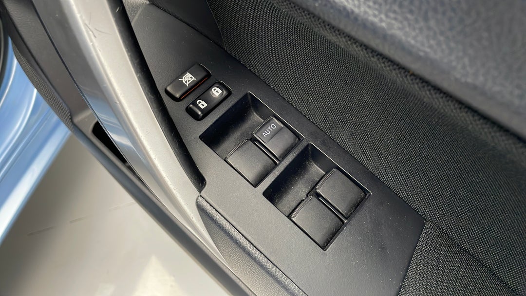 2015 Toyota Corolla Ascent, Automatic, 63134 km, Drivers Side Door Panel Controls