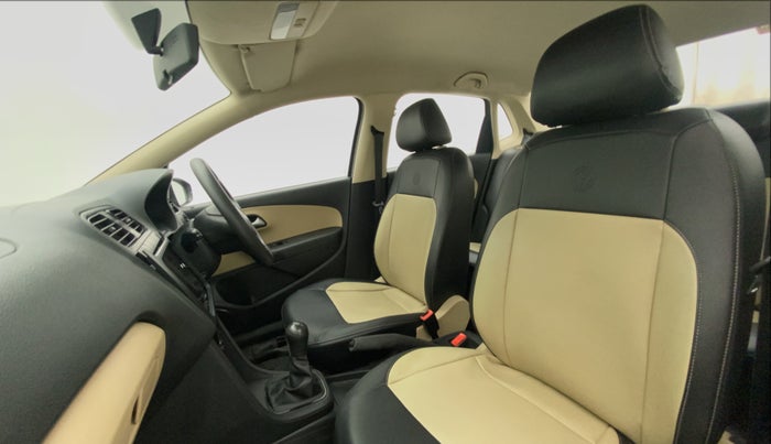 2017 Volkswagen Ameo COMFORTLINE 1.5L, Diesel, Manual, 83,100 km, Right Side Front Door Cabin