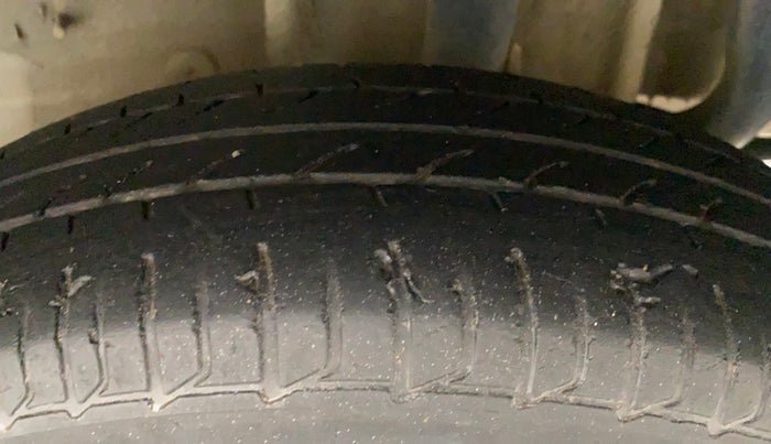 2018 Tata Tiago XM PETROL, Petrol, Manual, 39,925 km, Left Rear Tyre Tread
