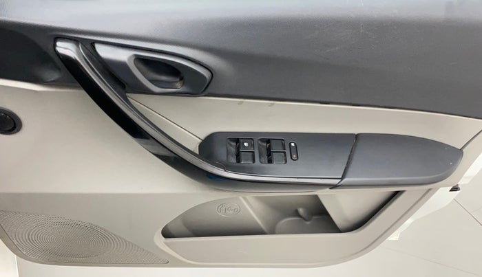 2018 Tata Tiago XM PETROL, Petrol, Manual, 39,925 km, Driver Side Door Panels Control