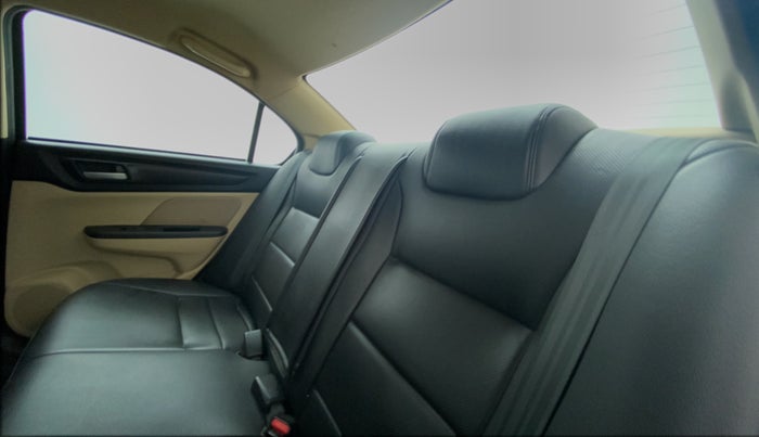 2019 Honda Amaze 1.5 V CVT I-DTEC, Diesel, Automatic, 30,397 km, Right Side Door Cabin View