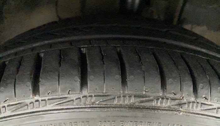 2018 Tata TIGOR XZA PETROL, Petrol, Automatic, 69,393 km, Right Front Tyre Tread