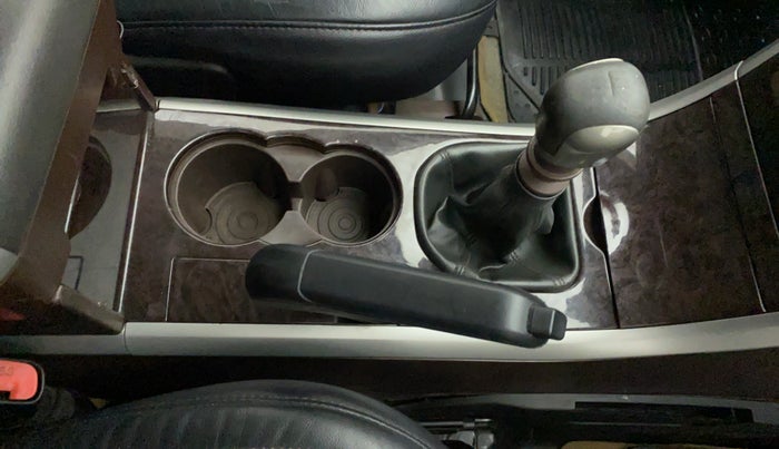 2014 Mahindra XUV500 W8, Diesel, Manual, 81,842 km, Gear Lever