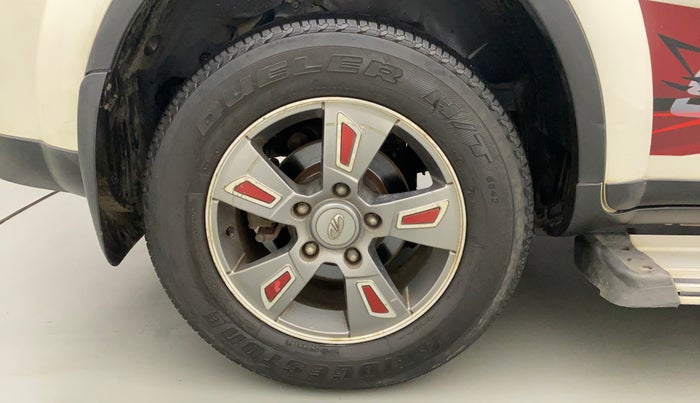 2014 Mahindra XUV500 W8, Diesel, Manual, 81,842 km, Right Rear Wheel