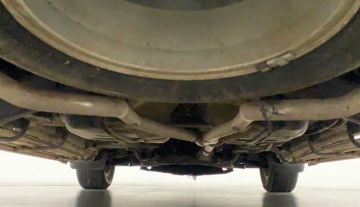 2014 Mahindra XUV500 W8, Diesel, Manual, 81,842 km, Rear Underbody