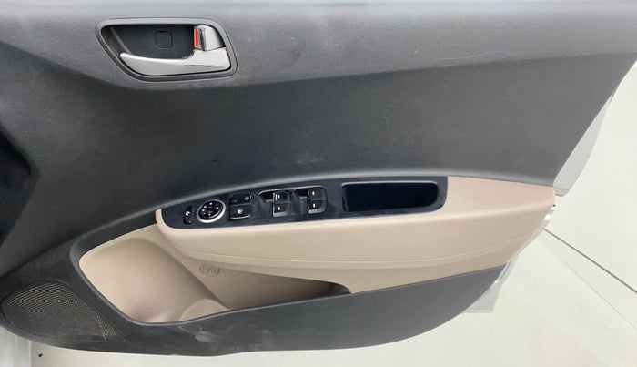 2014 Hyundai Grand i10 ASTA 1.2 KAPPA VTVT, Petrol, Manual, 1,24,531 km, Driver Side Door Panels Control