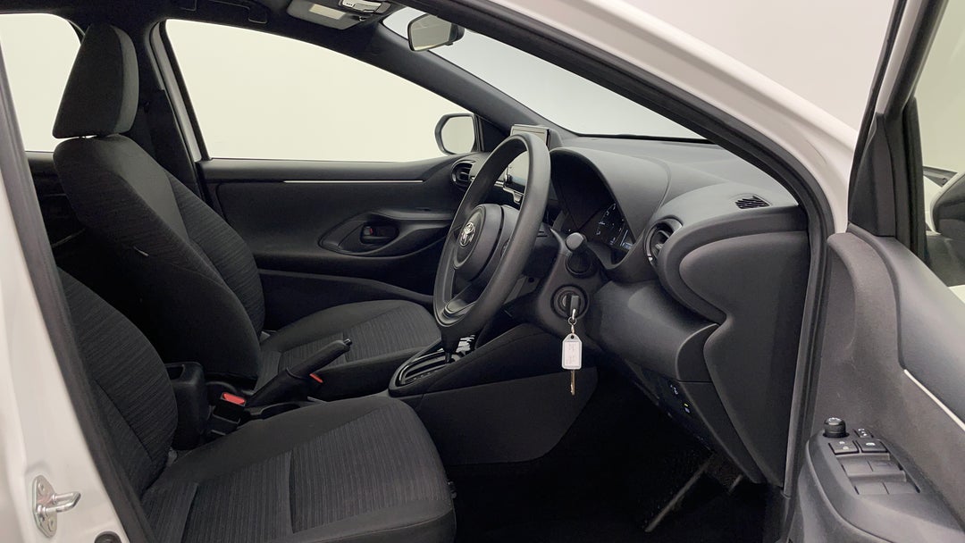 2022 Toyota Yaris Ascent Sport, Automatic, 32286 km, Right Side Front Door Cabin View