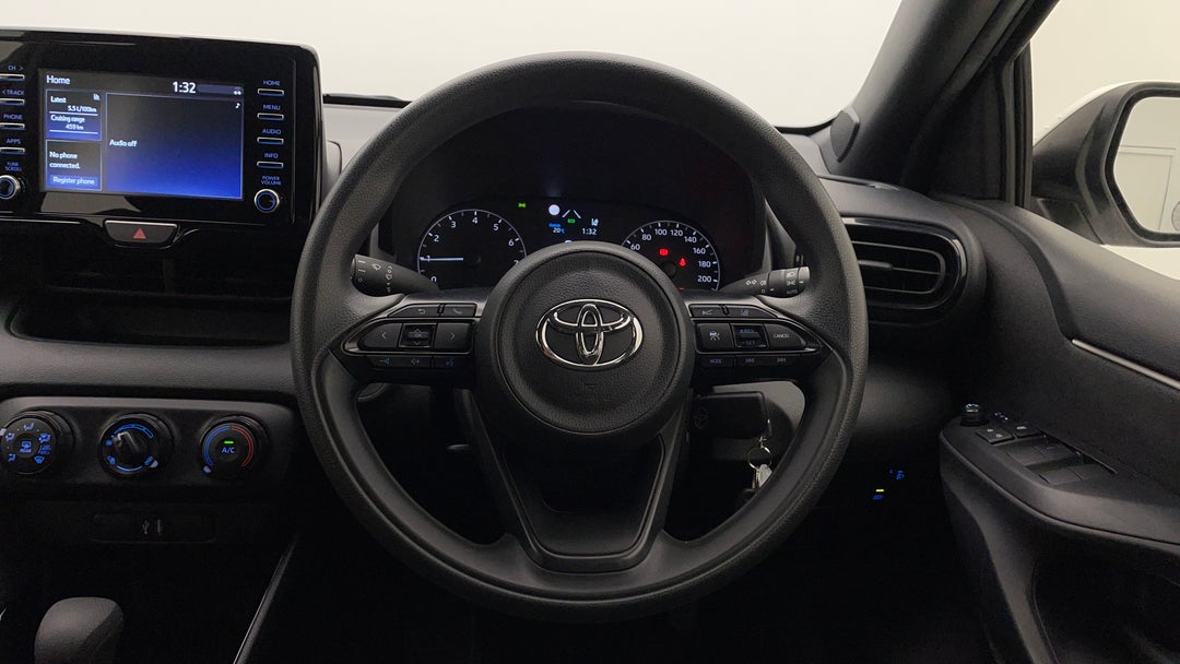 2022 Toyota Yaris Ascent Sport, Automatic, 32286 km, Steering Wheel Close-up