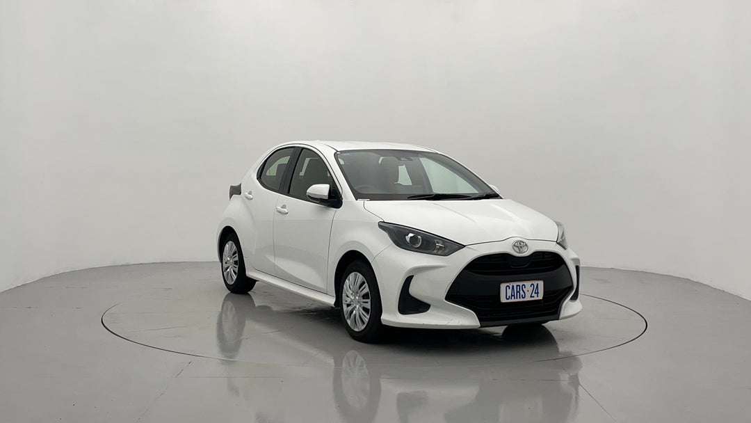 2022 Toyota Yaris Ascent Sport, Automatic, 32286 km, Right Front Diagonal (45- Degree) View