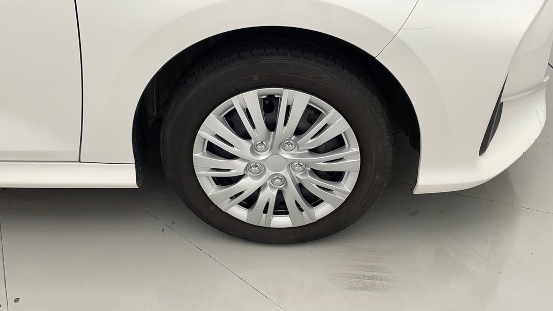 2022 Toyota Yaris Ascent Sport, Automatic, 32286 km, Right Front Wheel