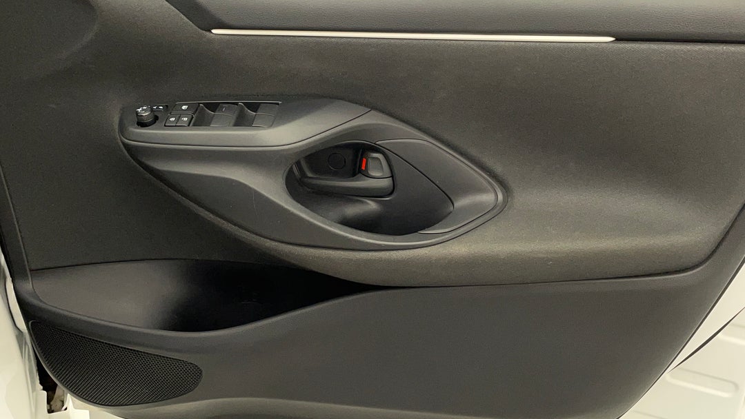 2022 Toyota Yaris Ascent Sport, Automatic, 32286 km, Speaker View