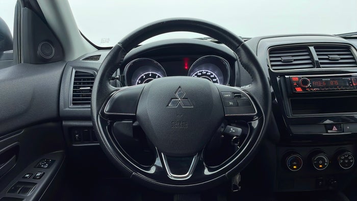 MITSUBISHI ASX-Steering Wheel Close-up