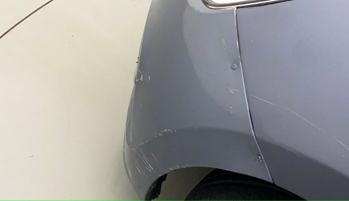 2015 Hyundai Xcent S 1.2, Petrol, Manual, 25,775 km, Front bumper - Paint has minor damage