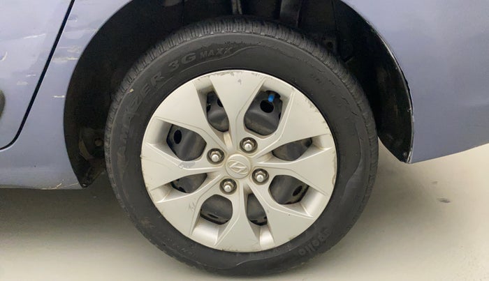 2015 Hyundai Xcent S 1.2, Petrol, Manual, 25,775 km, Left Rear Wheel