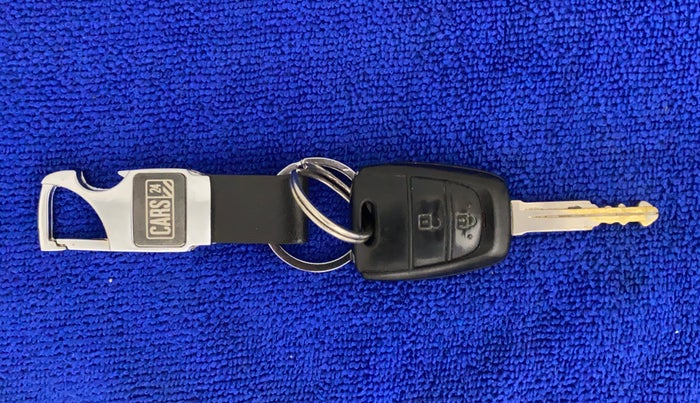 2019 Hyundai NEW SANTRO SPORTZ AMT, Petrol, Automatic, 32,481 km, Key Close Up