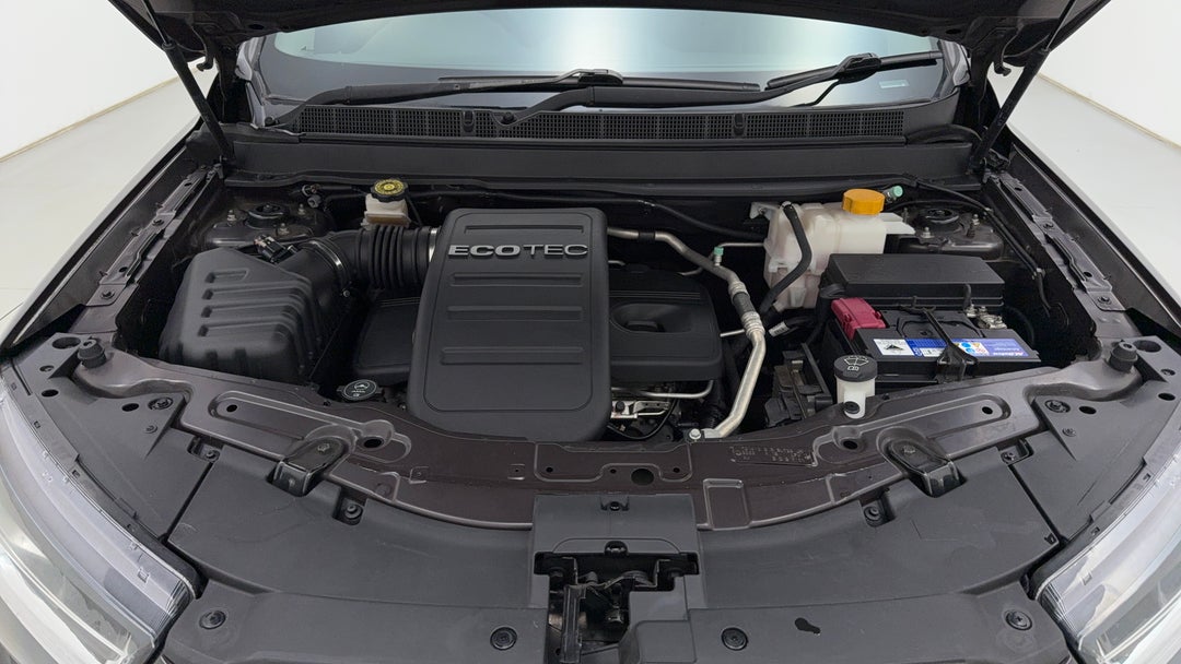 Open Bonnet (Engine)