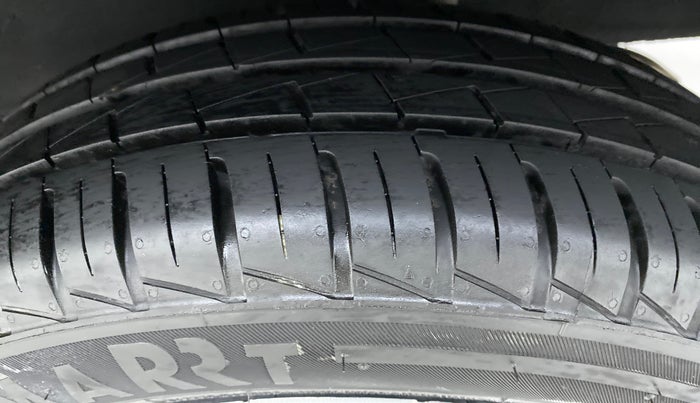 2021 Datsun Redi Go T, Petrol, Manual, 3,367 km, Left Rear Tyre Tread