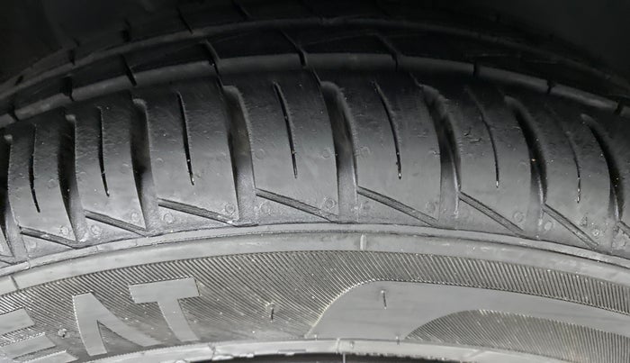 2021 Datsun Redi Go T, Petrol, Manual, 3,367 km, Right Front Tyre Tread