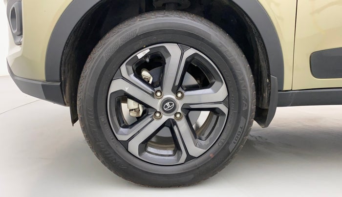 2022 Tata NEXON XZ PLUS DIESEL KAZIRANGA, Diesel, Manual, 14,871 km, Left Front Wheel