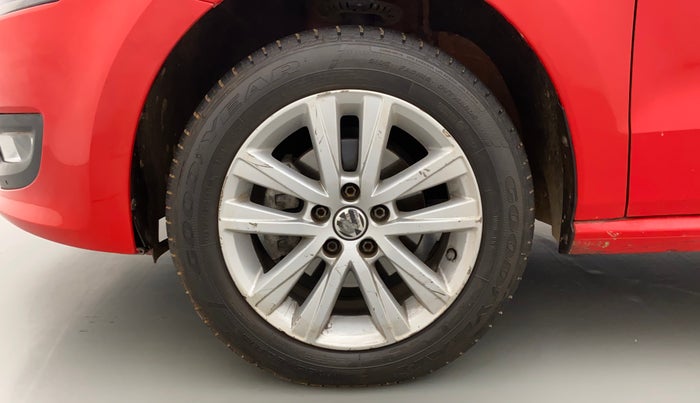 2014 Volkswagen Polo HIGHLINE1.2L, Petrol, Manual, 80,111 km, Left Front Wheel