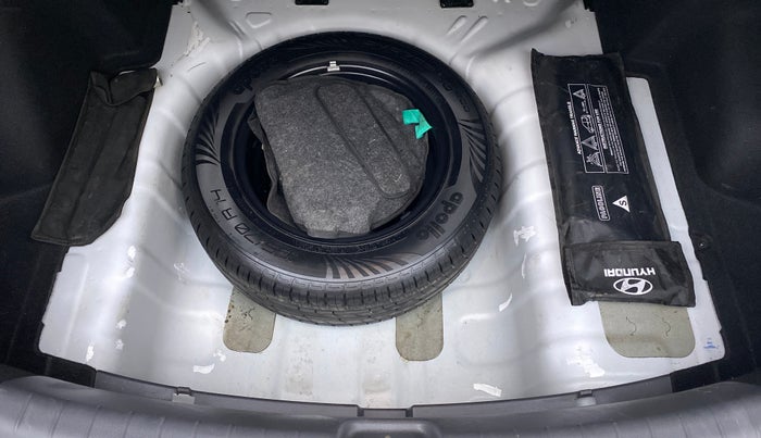 2020 Hyundai AURA SX (O) MT, Petrol, Manual, 32,578 km, Spare Tyre