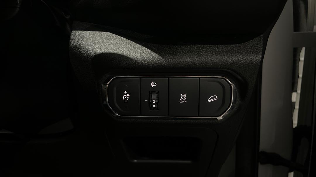 2022 GWM Haval Jolion Ultra, Automatic, 87359 km, Utility Switches/Buttons