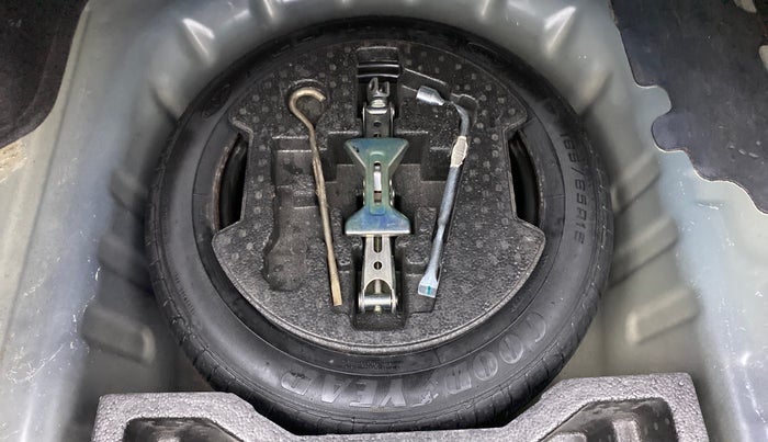 2019 Maruti Ciaz ALPHA 1.5 SHVS PETROL, Petrol, Manual, 29,650 km, Spare Tyre