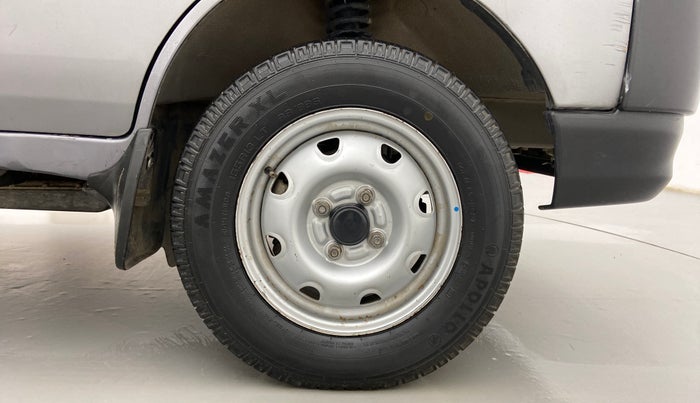 2017 Maruti Eeco 5 STR WITH A/C+HTR, Petrol, Manual, 72,378 km, Right Front Wheel