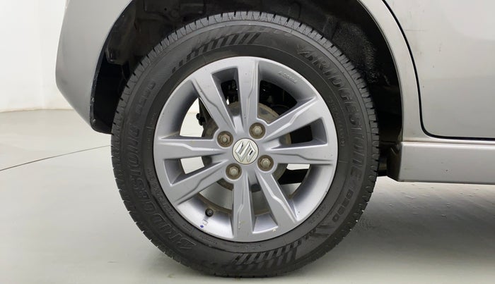 2014 Maruti Wagon R Stingray VXI, Petrol, Manual, 32,817 km, Right Rear Wheel