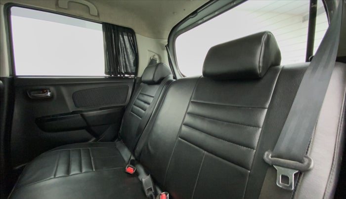 2014 Maruti Wagon R Stingray VXI, Petrol, Manual, 32,817 km, Right Side Rear Door Cabin