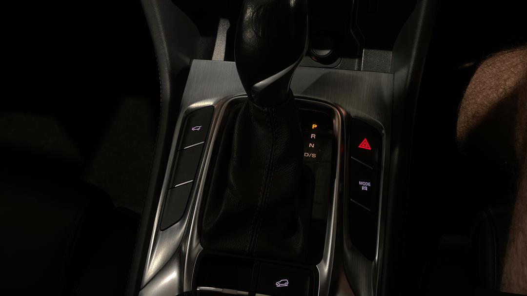 2023 MG HS Excite, Automatic, 32789 km, Gear Lever 