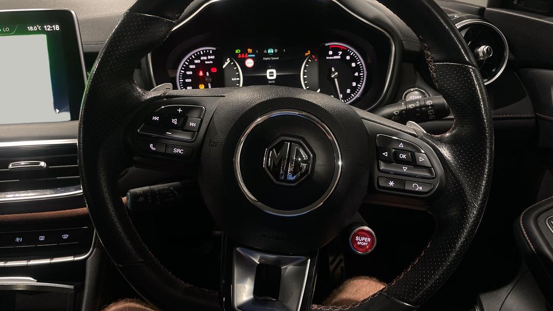 2023 MG HS Excite, Automatic, 32789 km, Steering Wheel Close-up