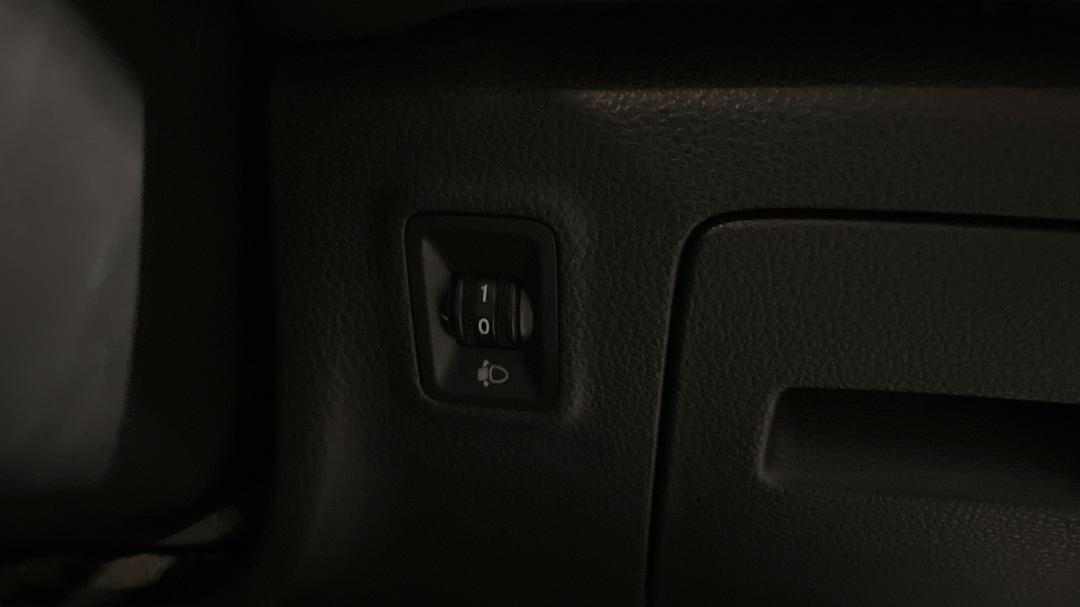 2023 MG HS Excite, Automatic, 32789 km, Utility Switches/Buttons