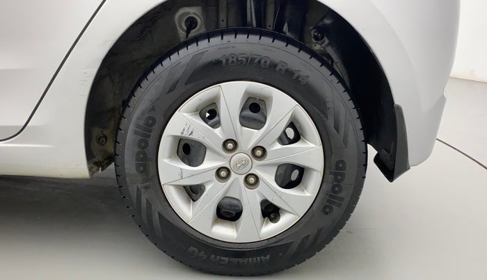 2017 Hyundai Elite i20 SPORTZ 1.2, Petrol, Manual, 1,12,336 km, Left Rear Wheel