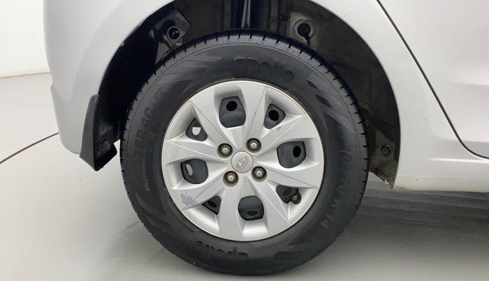 2017 Hyundai Elite i20 SPORTZ 1.2, Petrol, Manual, 1,12,336 km, Right Rear Wheel