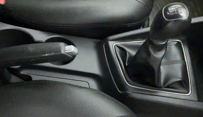 2017 Hyundai Elite i20 SPORTZ 1.2, Petrol, Manual, 1,12,336 km, Gear Lever