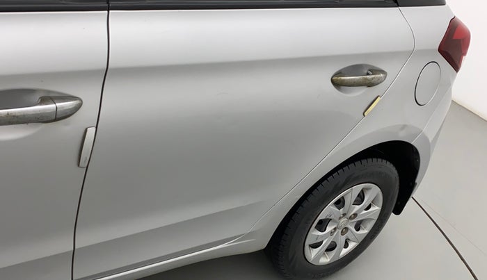 2017 Hyundai Elite i20 SPORTZ 1.2, Petrol, Manual, 1,12,336 km, Rear left door - Minor scratches